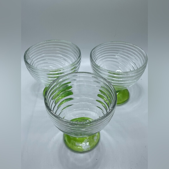 Vintage 1940s Swirled Glass Dessert Dishes w/ Green Stems (Set of 4 + 3 extra) - Picture 5 of 6